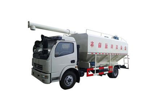 饲料车