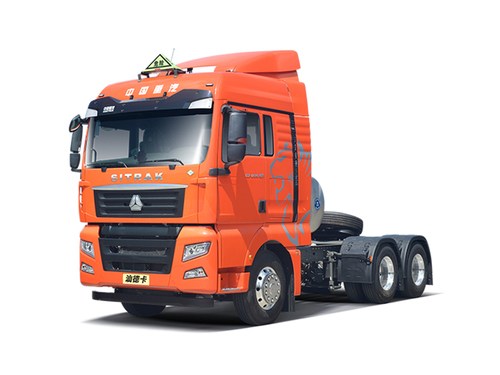 中国重汽 汕德卡G7 6x4 燃气牵引车