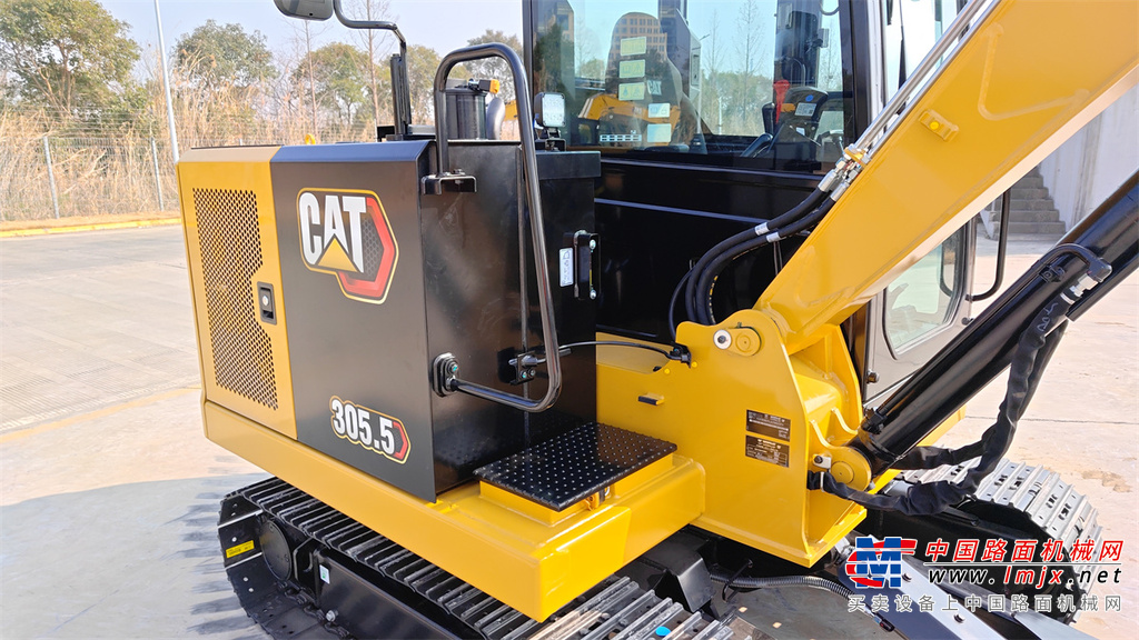 卡特彼勒 CAT®305.5 液压挖掘机